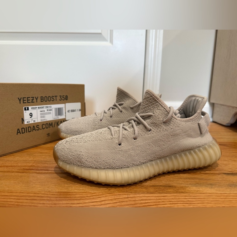 Adidas Yeezy boos 350 v2 sesame Sz 9